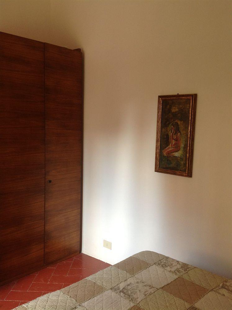 B&B Duccio Di Buoninsegna เซียนา ภายนอก รูปภาพ